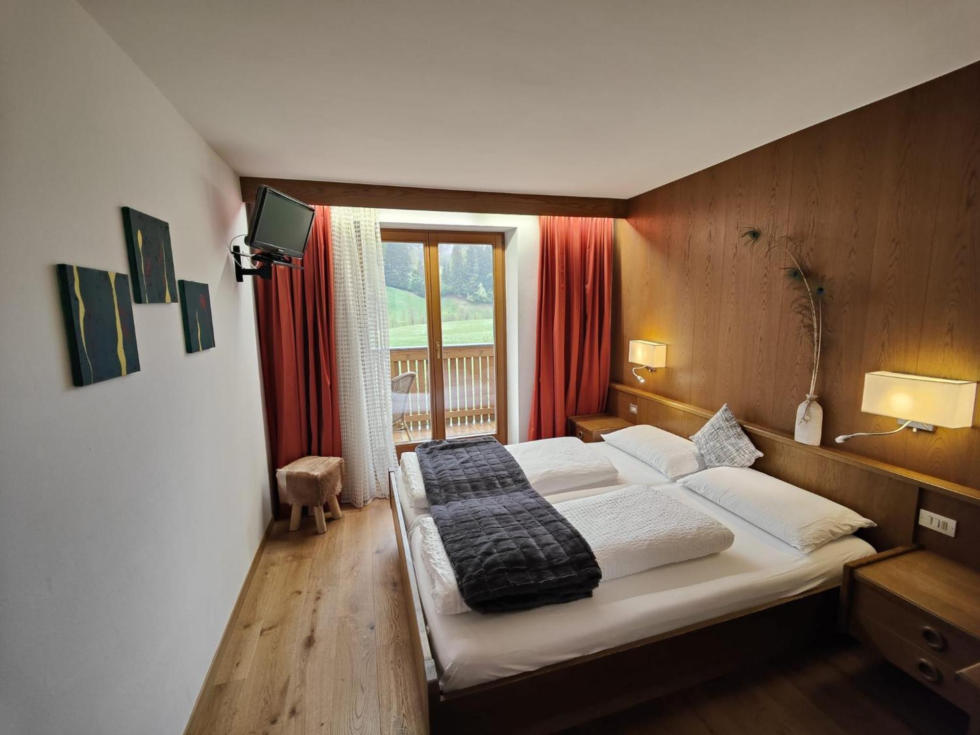 Hotel Alpenblick Sarentino Esterno foto