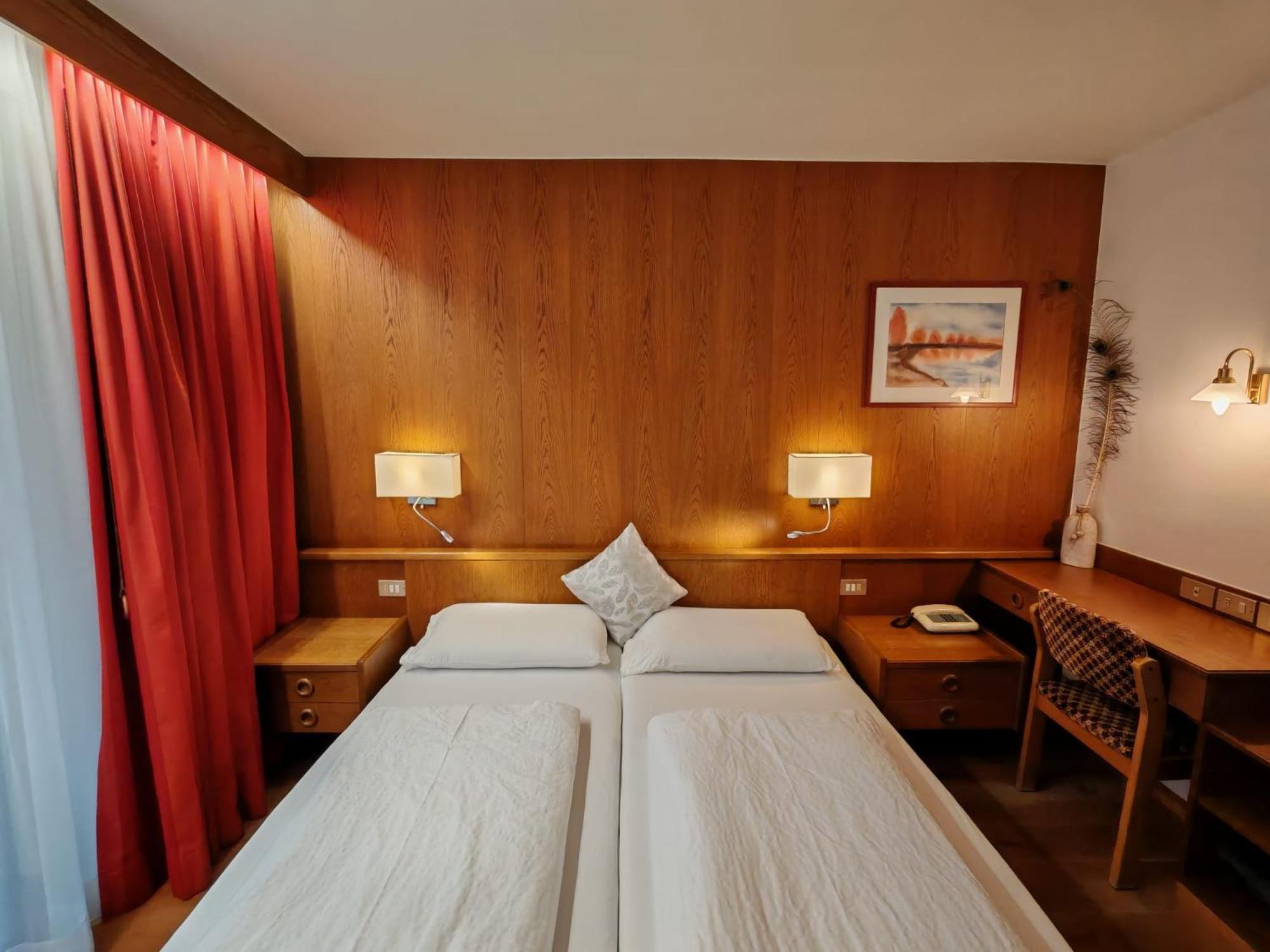 Hotel Alpenblick Sarentino Esterno foto