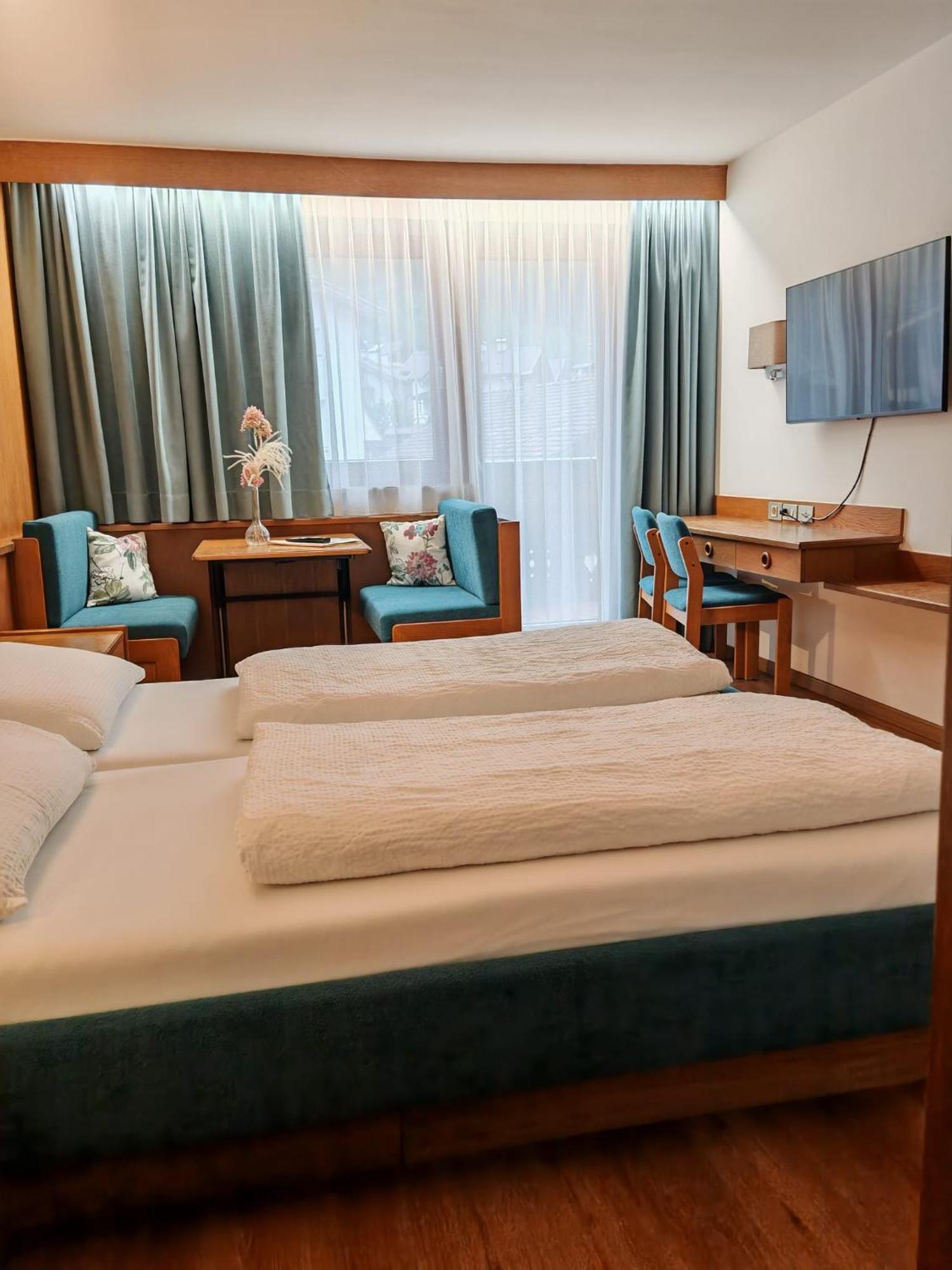 Hotel Alpenblick Sarentino Esterno foto