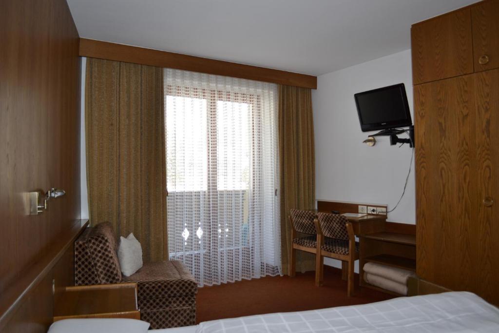 Hotel Alpenblick Sarentino Camera foto