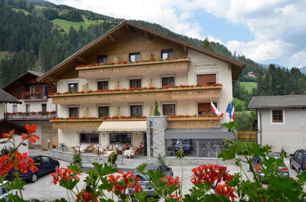 Hotel Alpenblick Sarentino Esterno foto